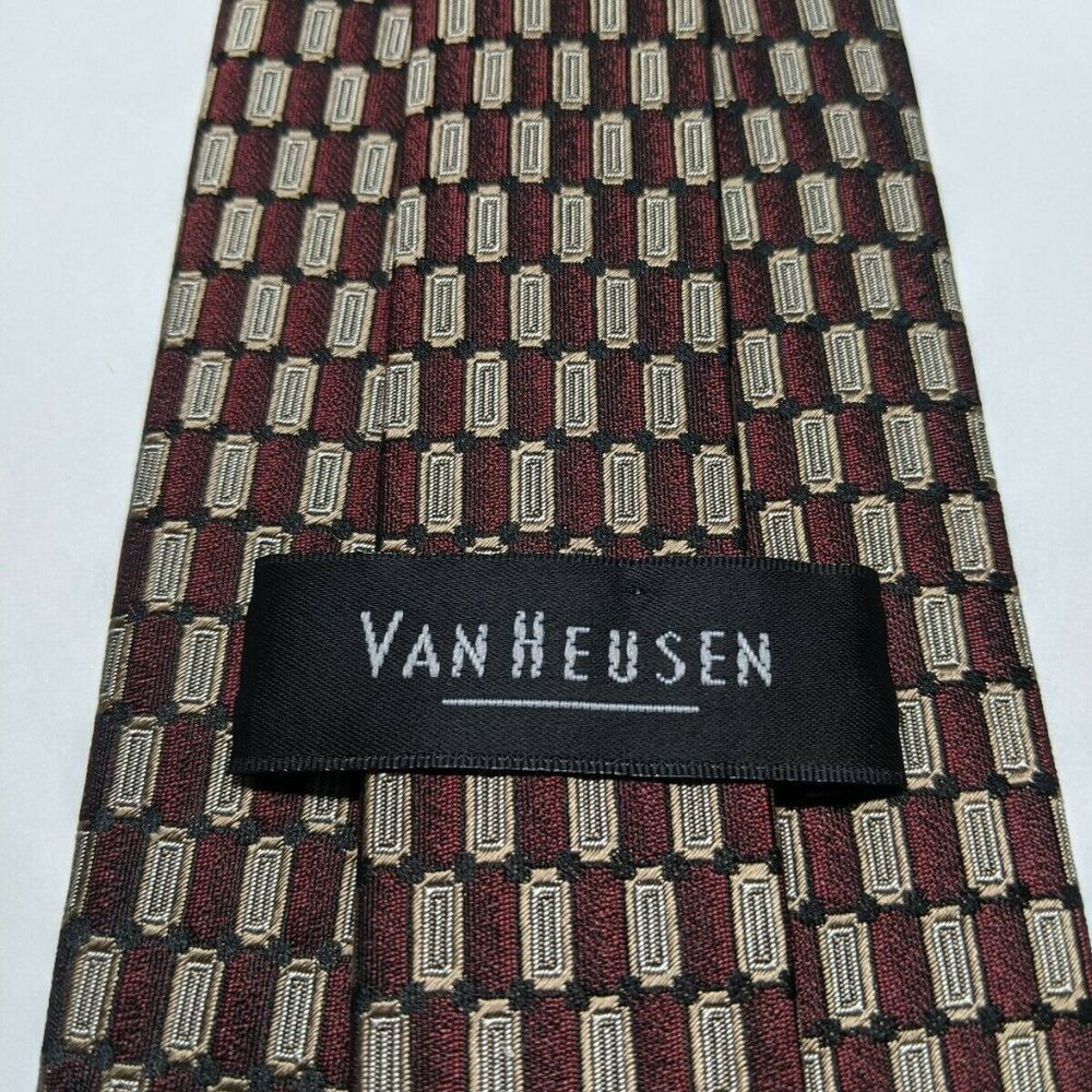 Van Heusen Geometric Silk Necktie - Picture 4 of 5